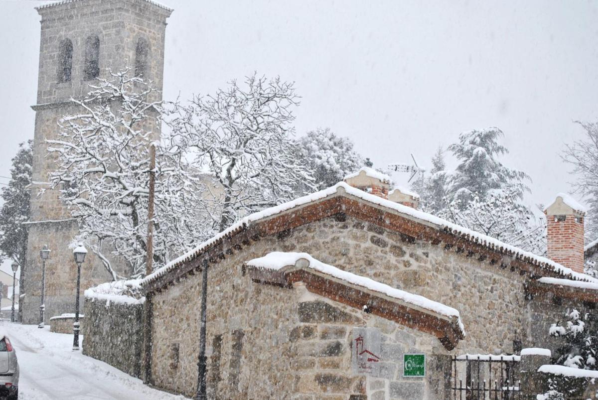 El Patio De Valentina Villa Navacerrada Exterior photo